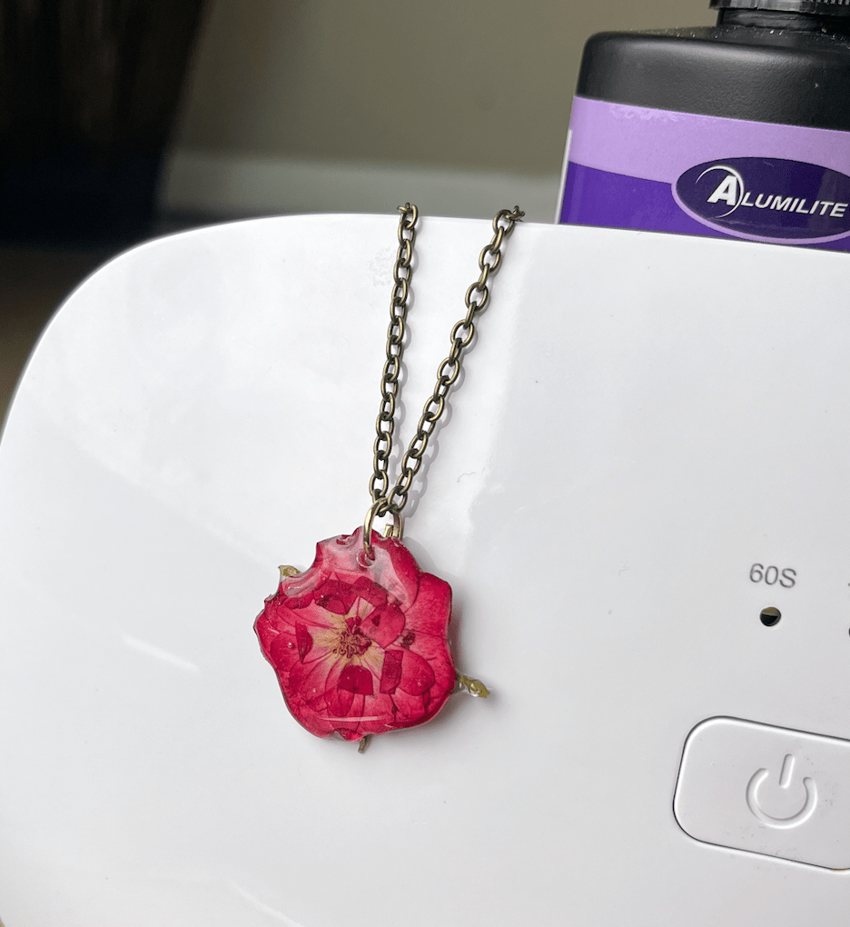 Amazing UV Resin for Jewelry and Crafts - Alumilite