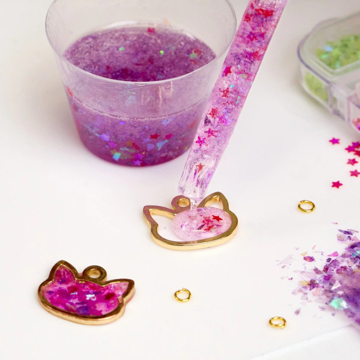 Amazing UV Resin For Jewelry And Crafts Alumilite amazing-uv-resin-for-jewelry-and-crafts-alumilite